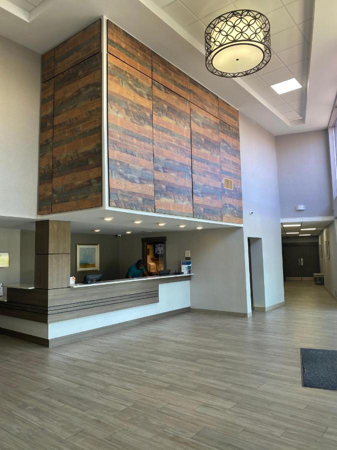 Clarion Pointe University/Expo Луисвилл Экстерьер фото